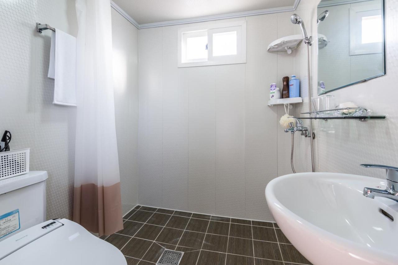 Jeju Starlight Glamping Villa Exteriör bild