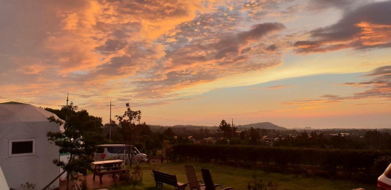 Jeju Starlight Glamping Villa Exteriör bild